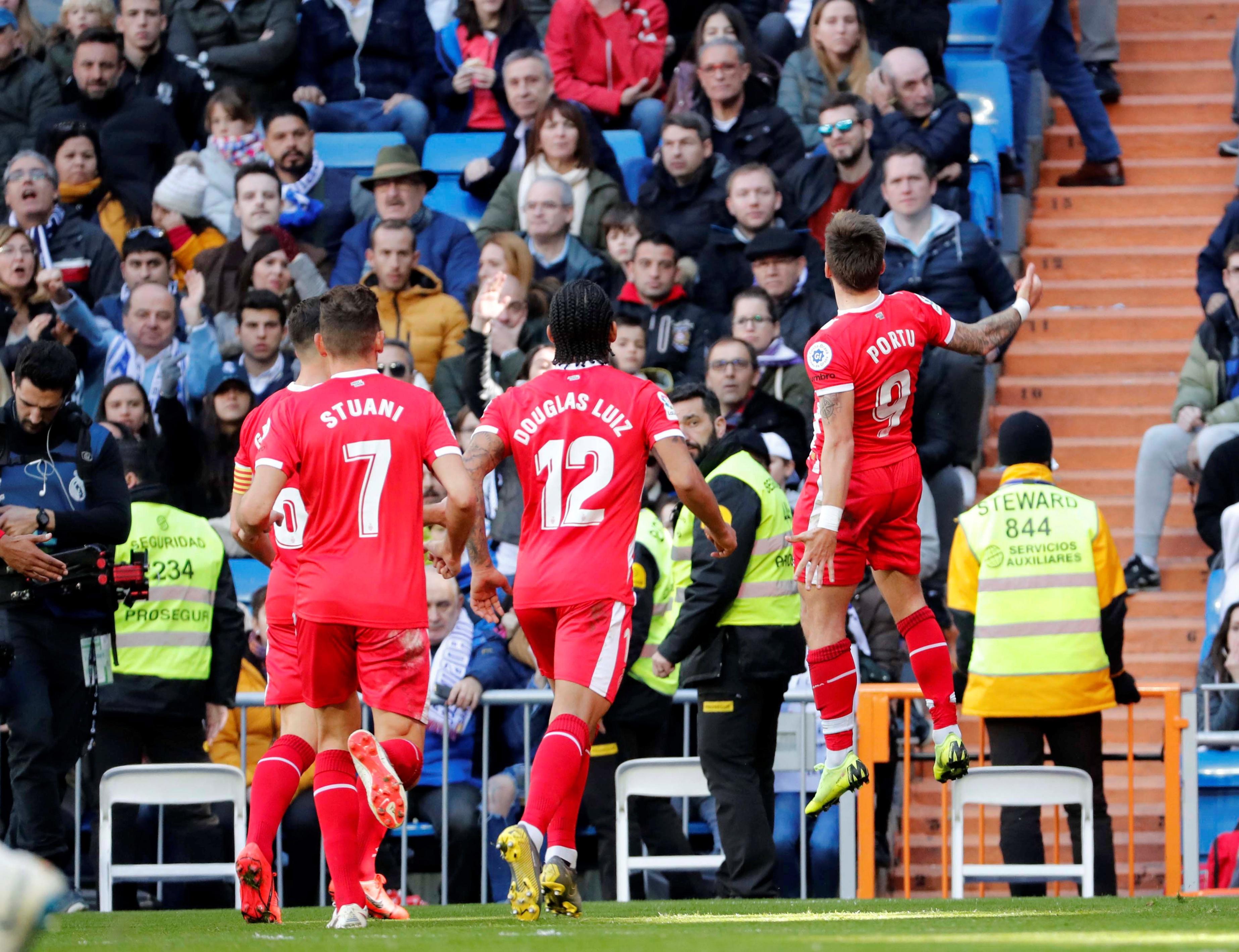 容和出色战 容和出色战